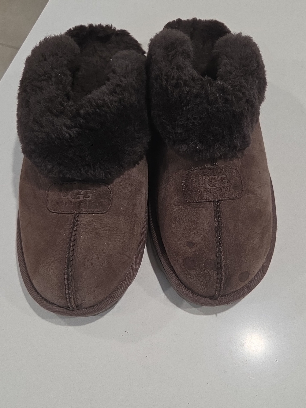 UGG Womens Brown Sheepskin Clog Slippers Size 10